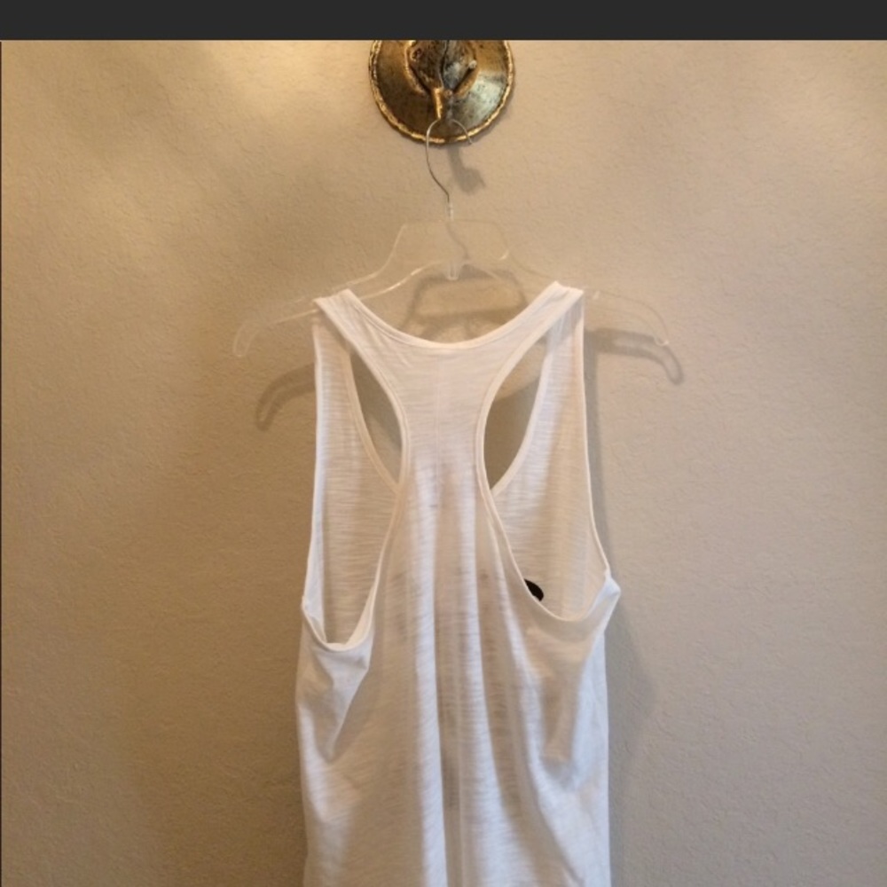 ONLY 2️⃣ LEFT ! Racerback tank by Guru Active - Picture 5 of 8